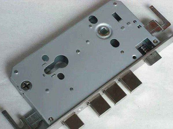 宿城24小时上门开锁公司