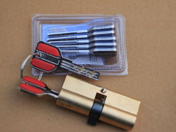 宿城24小时上门开锁公司